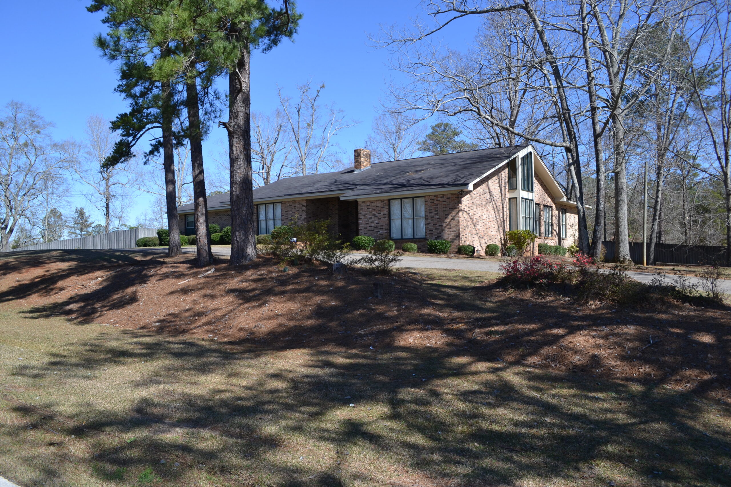 Land In Alabama & Land In Beautiful Brick Home located in